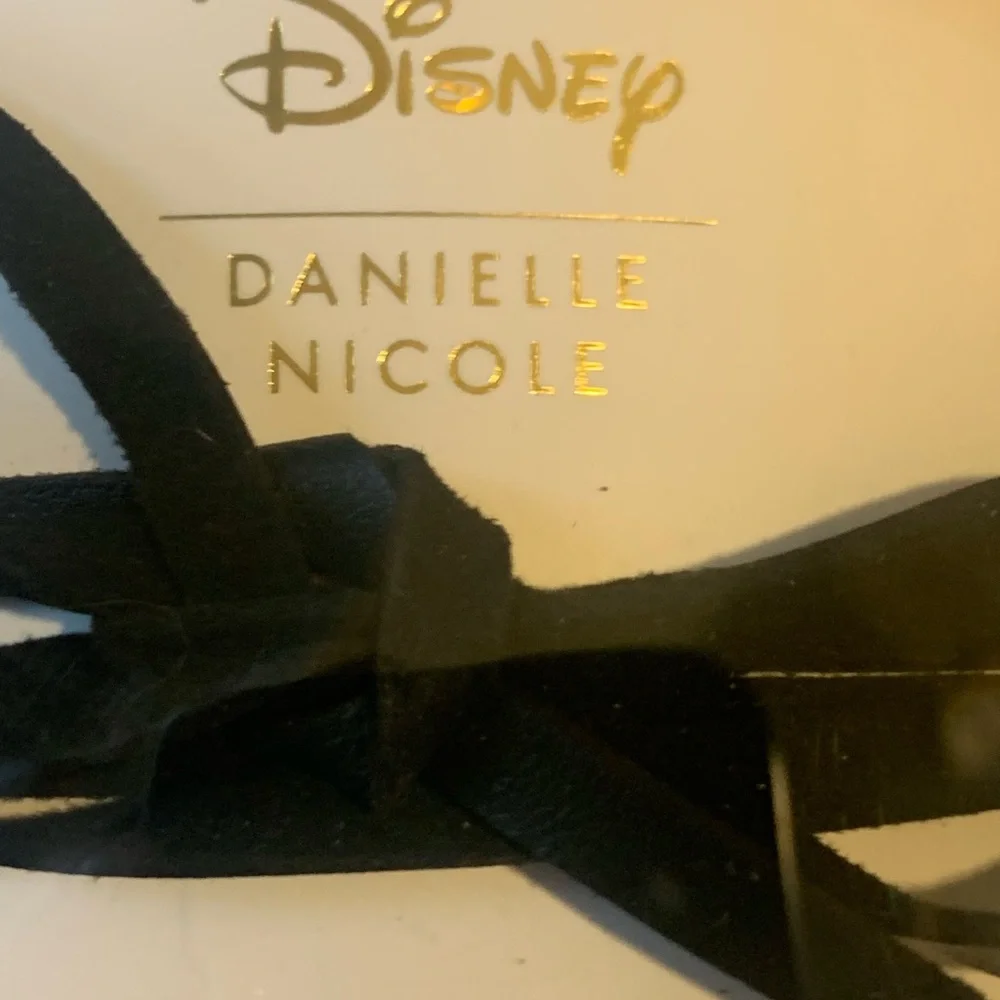 NIB NWT danielle Nicole Mickey Mouse necklace MSRP $69.99
